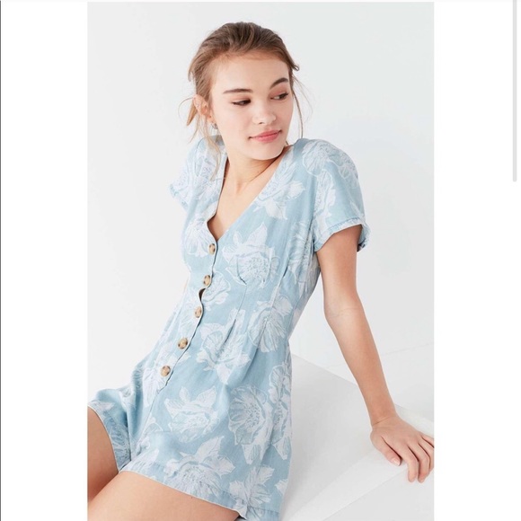 Urban Outfitters Julian Printed Chambray Romper - Picture 1 of 5